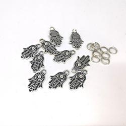 10 set Hamsa hand bedel met ringetjes, hand van Fatima 20x12mm, prachtig om sieraden zoals oorbellen, armband en als hanger.