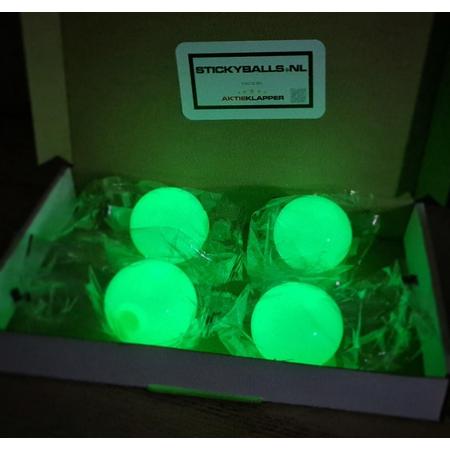 GLOBBLES - Sticky Balls 4 st - Glow in the Dark - Speelgoed Jongens Meisjes - kerst cadeau