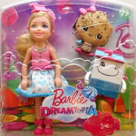 Barbie Dreamtopia Chelsea met melkpakje en koekje