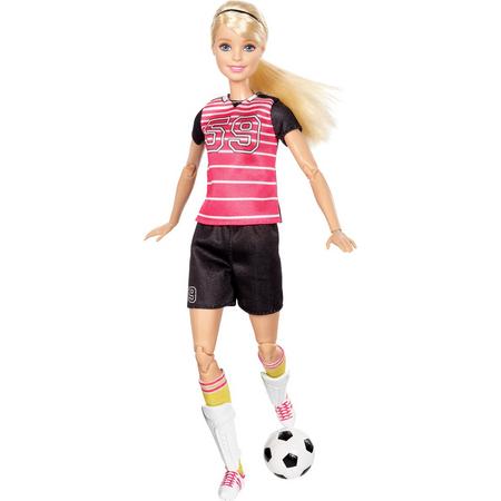 Barbie Made to Move Professional Voetbalster - Barbiepop