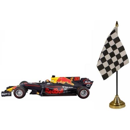 Modelauto Max Verstappen 1:43 met finish tafelvlaggetje
