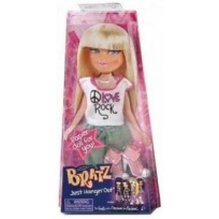 Bratz Fashion Pack Just Hangin Out poppenkleding