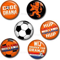 Oranje voetbal buttons 45 mm