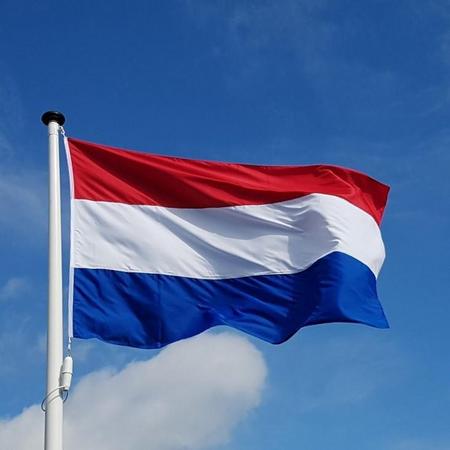 Vlag Nederland 200x300cm - Nederlandse vlag 200x300 cm. Premium kwaliteit vlag voor masten 7 of 8 meter hoog!