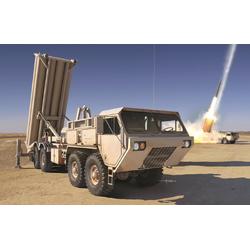 1:35 Dragon 3605 M1120 Terminal High Altitude Area Defense Missile Launcher (THAAD) Plastic kit