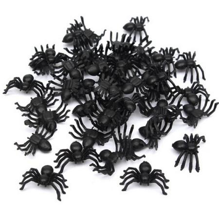 50x Zwarte mini spinnetjes Halloween Spinnen
