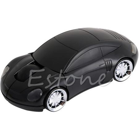Leuke muis in de vorm van een auto