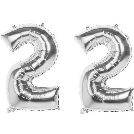 22 Jaar Folie Ballonnen Zilver- Happy Birthday - Foil Balloon - Versiering - Verjaardag - Man / Vrouw - Feest - Inclusief Opblaas Stokje & Clip - XXL - 115 cm