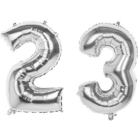 23 Jaar Folie Ballonnen Zilver- Happy Birthday - Foil Balloon - Versiering - Verjaardag - Man / Vrouw - Feest - Inclusief Opblaas Stokje & Clip - XXL - 115 cm