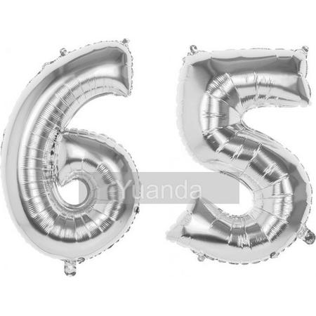 65 Jaar Folie Ballonnen Zilver - Happy Birthday - Foil Balloon - Versiering - Verjaardag - Man / Vrouw - Feest - Inclusief Opblaas Stokje & Clip - XL - 115 cm