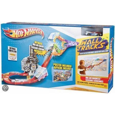Hot Wheels Wall Tracks Boosted