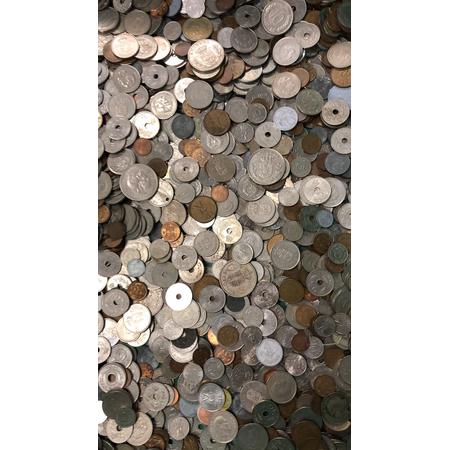 Munten Denemarken - Een halve kilo diverse oude authentieke munten uit Denemarken voor uw munt verzameling, kunstproject, souvenir of als uniek cadeau. Verschillende Deense munten