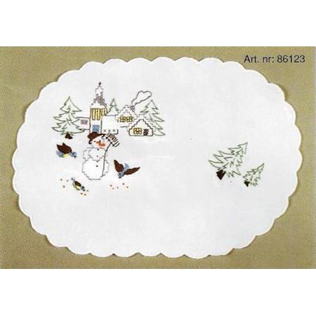 kruis/steelsteekkleedje 86123 winterdorp met sneeuwpop, wit (4 st.)
