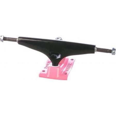 Krux Trucks 8.0 K5 Black Pink skateboardtrucks (twee stuks)