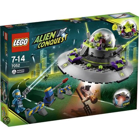 LEGO Alien Conquest UFO Ontvoering - 7052