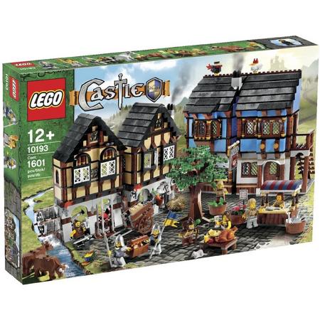 LEGO Castle Middeleeuwse Dorpsmarkt - 10193