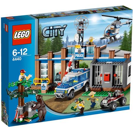LEGO City Bospolitiebureau - 4440
