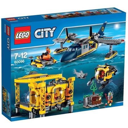 LEGO City Diepzee Station - 60096