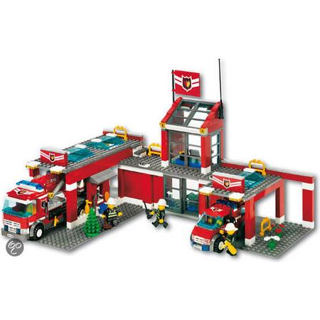 LEGO City Hoofdkwartier Brandweer - 7945