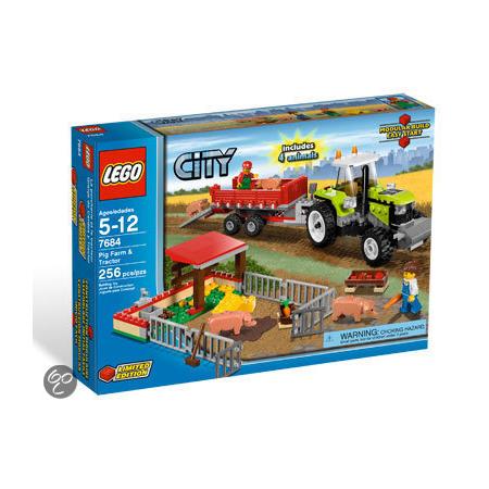 LEGO City Varkensboerderij en tractor - 7684