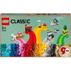 LEGO Classic 90 Jaar Spelen - 11021
