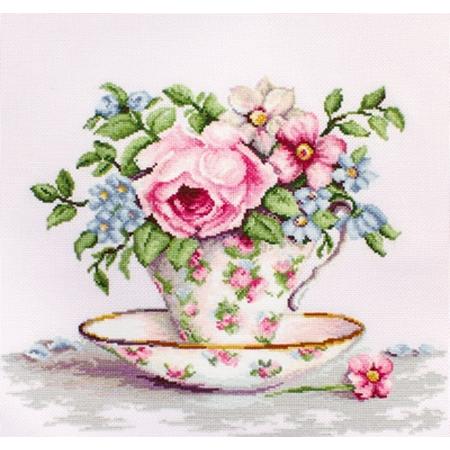 Borduurpakket Blooms in a Tea Cup om te borduren van Luca-s BA2321
