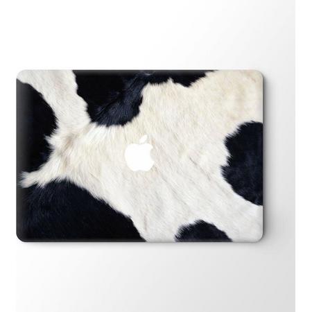 Lunso - vinyl sticker - MacBook Pro 16 inch - Cow