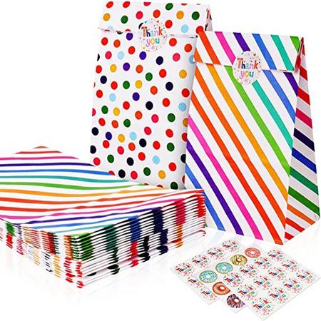 Lux*-Uitdeelzakjes- papier 30 stuks met 36 stickers- traktatie zakjes- M maat