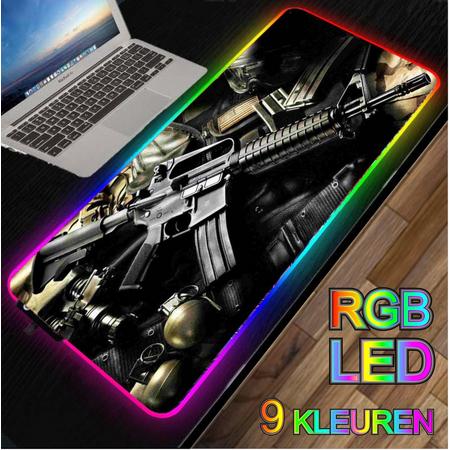 RGB LED -- Muismat -- Machine geweer met granaten -- 40x90Cm -- LED Verlichting - Gaming muismat XXL -- Waterproof -- Mouse pad -- Machine gun and Grenade