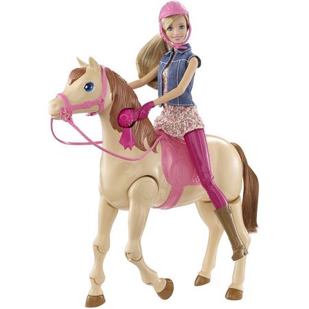 Barbie Spring en rijpaard