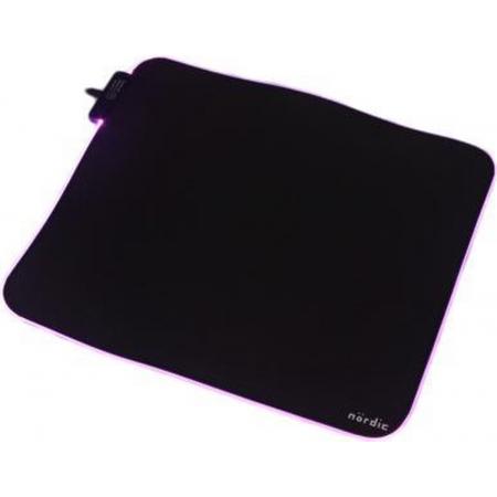 NÖRDIC GAME-N1034 RGB Gaming muismat - 320x270x3mm (S) – Antislip-basis van natuurlijk rubber - Elastan stoffen bovenkant - Gestikte randen - Zwart