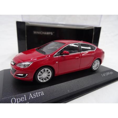 Opel Astra 2012 Roos 1:43 Minichamps