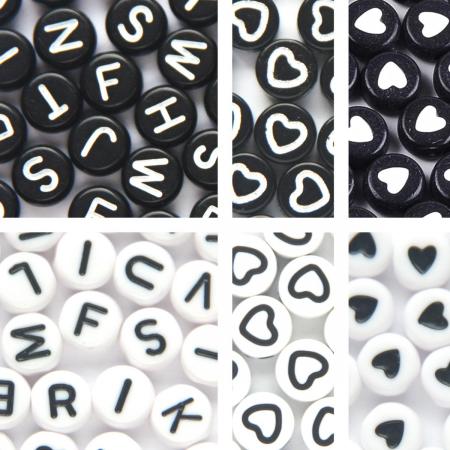 Letterkralen set – Alfabet kralen – Hartjes – Unieke mix 450 stuks – 7mm kraal – DIY – Zelf sieraden maken voor kinderen en volwassenen – Zwart/Wit – Wit/Zwart