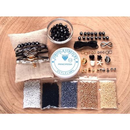 Zelf sieraden maken Kralen set DIY - 2mm kraal met letterkralen, connector en gekleurd elastiek - Zwart, goud, zilver, wit - Kinderen en volwassenen pakket – DIY