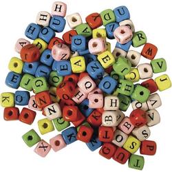 Kralen met letter -  10x10 mm - 50 gram - verschillende kleuren en letters.