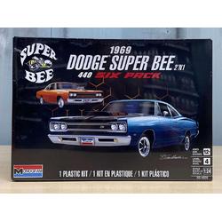 1:24   14505 Dodge Super Bee - 1969 - 440 Six Pack Plastic kit