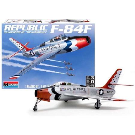 1:48 Revell 15996 F-84F Thunderstreak - Thunderbirds Plane Plastic kit
