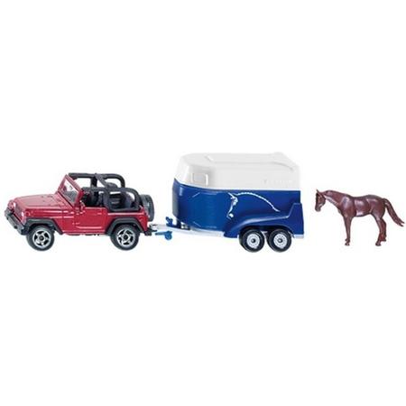 Rode jeep met paardentrailer