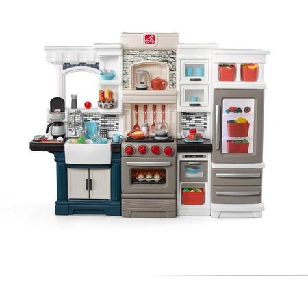 Step2 Grand Luxe Kitchen / Roto-moulded plastic / 35,6 x 167 x 127 cm / Incl. 78-delige accessoireset