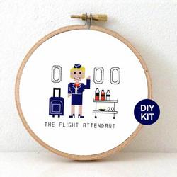 Stewardess borduurpakket - kado voor vrouwlijke stewardess borduren - modern borduurpakket voor beginners inclusief borduurring, borduurstof en borduurgaren