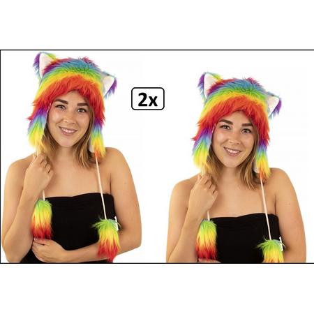 2x Muts luxe regenboog pluche - carnaval thema party carnaval feest hoofddeksel festival