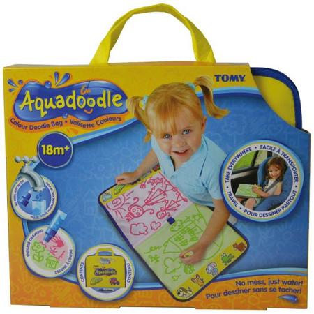 De Aquadoodle Color Doodle Bag is de perfecte oplossing om kinderen te houden, met geen van de rommel die je echt wilt hebben associeert met verven, pennen van aquarellen!