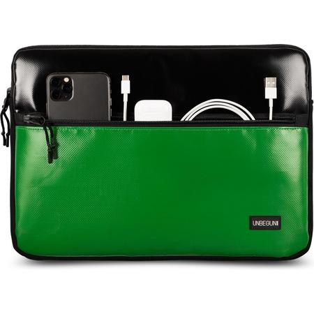 MacBook Air 13 inch case met groene voorvak (van gerecycled materiaal) - Zwart/groene laptop sleeve voor nieuwe MacBook Air 13.3 inch (2018/2019/2020)