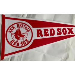 USArticlesEU - New Britain Red Sox - MLB - vintage Vaantje - Baseball - Honkbal - Sportvaantje - Wimpel - Vlag - Pennant - Rood/Wit- 31 x 72 cm - oud logo