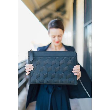 Welden Slim Sleeve voor Laptop/Macbook tot 13 inch - Hexagon design - Zwart