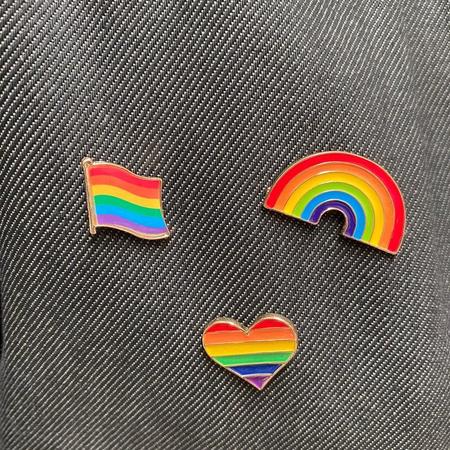 Winkrs - Set van 3 LGBTQ pins - Regenboog, Hartje, Vlag
