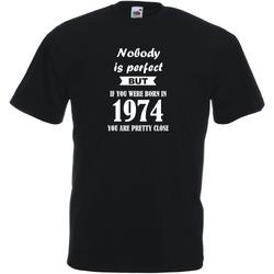 Mijncadeautje - Unisex T-shirt - Nobody is perfect - geboortejaar 1974 - zwart - maat M
