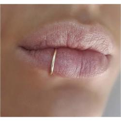 Fake neuspiercing ring goud - Fake piercing - Nep piercing - Fake lip piercing - Fake oor helix piercing - Fake ringetje goud -