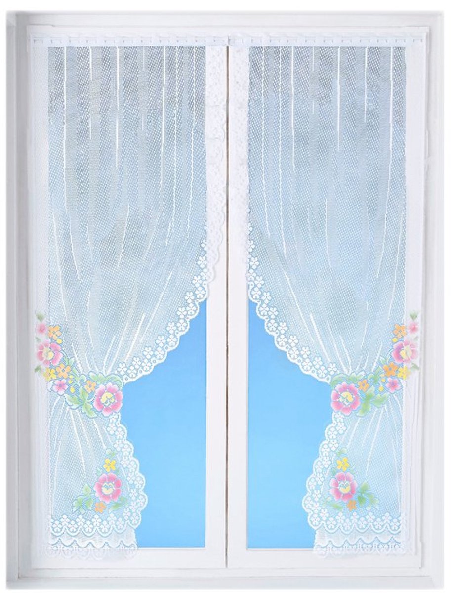 Paar voorgevormde kantramen