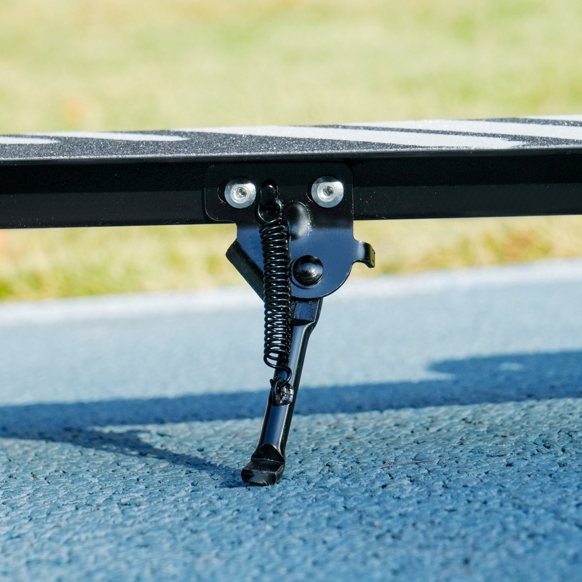 AIYAPLAY Kinderstep Metaal, Kunststof 73L x 36B x 73-89H cm Zwart